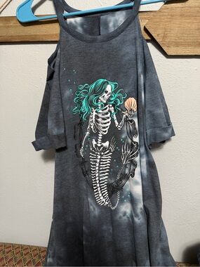 Women’s Grey Cold-Shoulder Dress with Teal Mermaid Skeleton Graphic